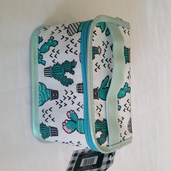 Train Case - Picture 2 of 3